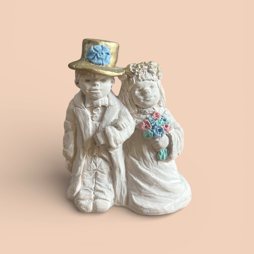 1994 Austin Sculptures by Dee Crowley “Always Together” Bright Eyes Hat col